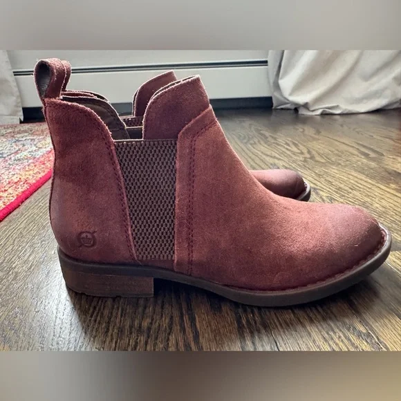 Born • Women's Brenta Comfort Booties (6) - Picture 1 of 9